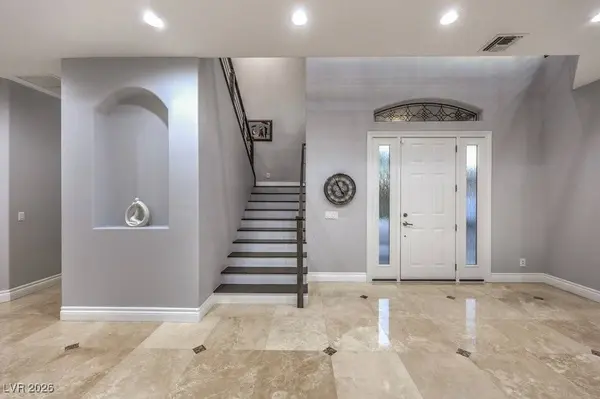 3 Grand Anacapri DR, Henderson, NV 89011