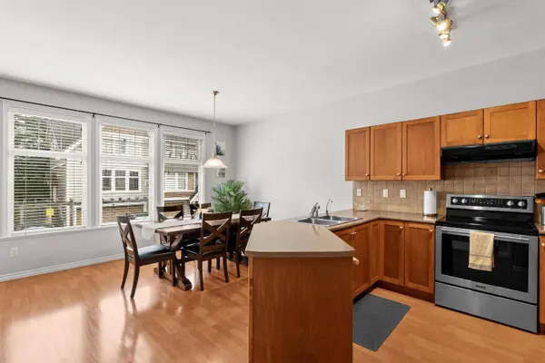 6588 188 ST #33, Surrey, BC V3S 1Z6