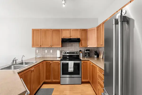 6588 188 ST #33, Surrey, BC V3S 1Z6