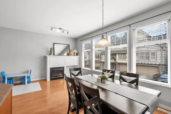 6588 188 ST #33, Surrey, BC V3S 1Z6