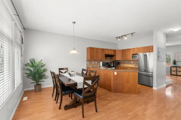 6588 188 ST #33, Surrey, BC V3S 1Z6