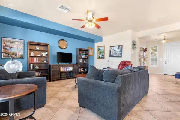 1210 W CUTLEAF Circle, San Tan Valley, AZ 85143