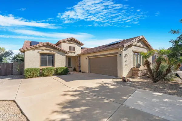 1210 W CUTLEAF Circle, San Tan Valley, AZ 85143