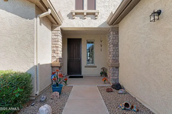 1210 W CUTLEAF Circle, San Tan Valley, AZ 85143