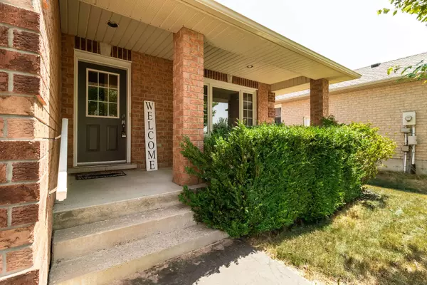 178 McLaughlin RD, Kawartha Lakes, ON K9V 6L8