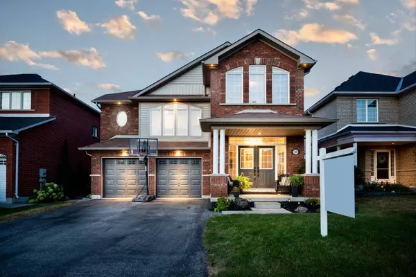 199 Fenning DR, Clarington, ON L1E 3K4