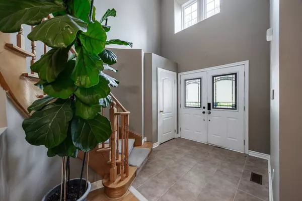 36 West Side DR, Clarington, ON L1C 4Y8