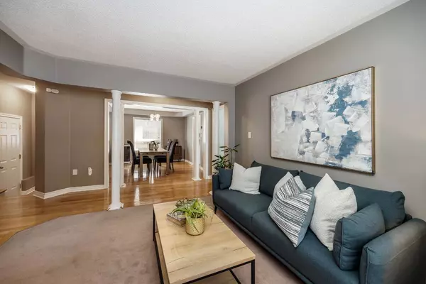 36 West Side DR, Clarington, ON L1C 4Y8