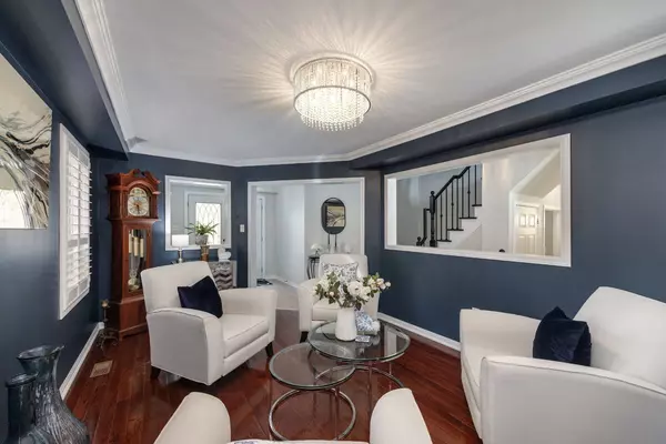 18 Nicks ST, Clarington, ON L1C 5P3