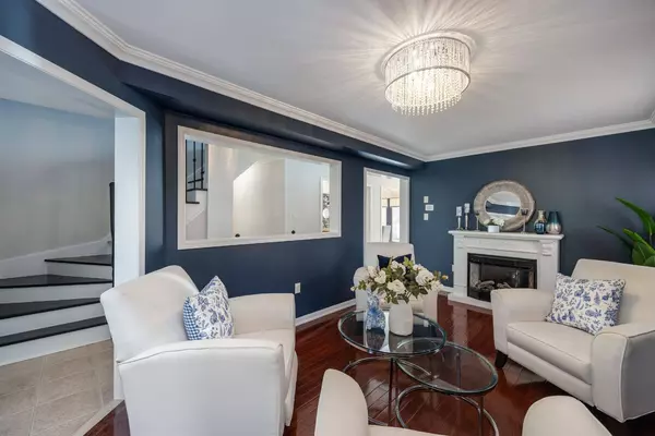 18 Nicks ST, Clarington, ON L1C 5P3