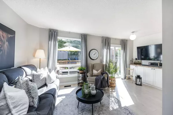 13 Fieldcrest AVE, Clarington, ON L1E 2X3