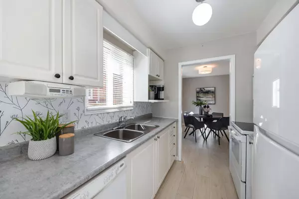 13 Fieldcrest AVE, Clarington, ON L1E 2X3