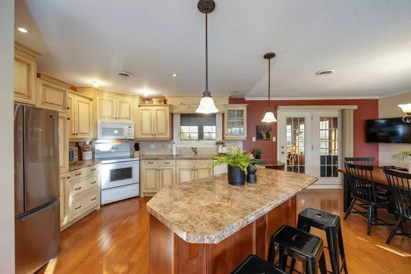 307 The Captain's Corner N/A, Kawartha Lakes, ON K0M 1A0