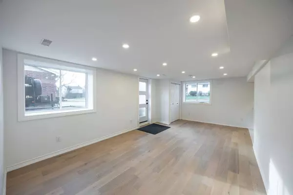 685 Emerson AVE #Lower, Oshawa, ON L1H 3L2