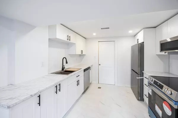 685 Emerson AVE #Lower, Oshawa, ON L1H 3L2