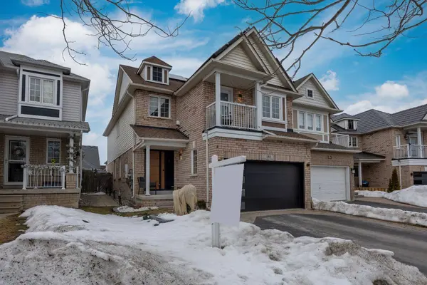 181 Madden PL, Clarington, ON L1C 5K4