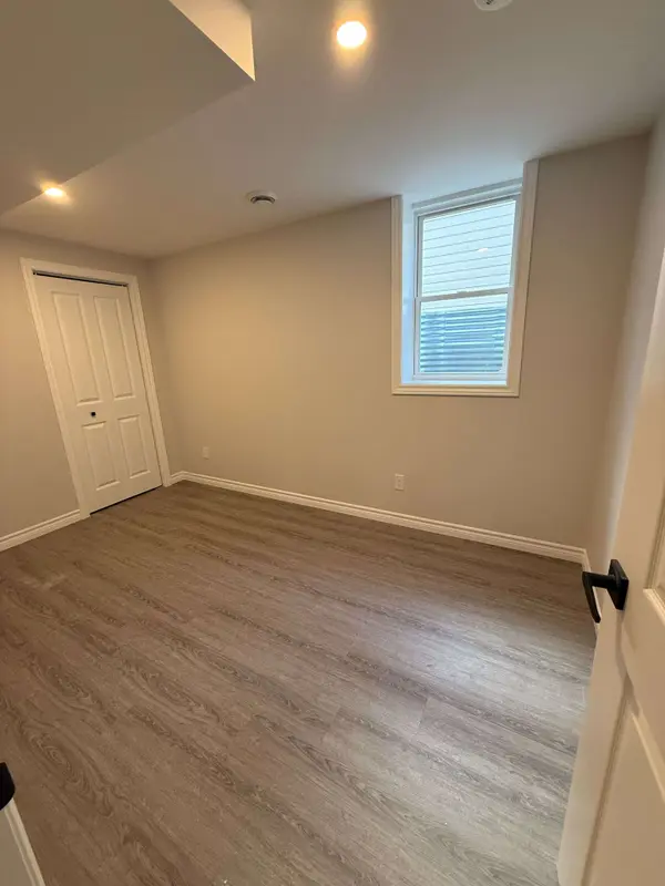 33 Braeburn ST #Lower, Brighton, ON K0K 1H0