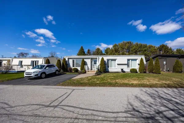 90 The Cove RD, Clarington, ON L1B 1B5