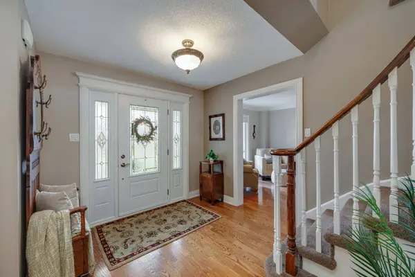 3 Remi CT, Clarington, ON L1B 1J1