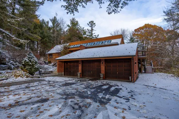 5 Sumac RD, Clarington, ON L0B 1B0