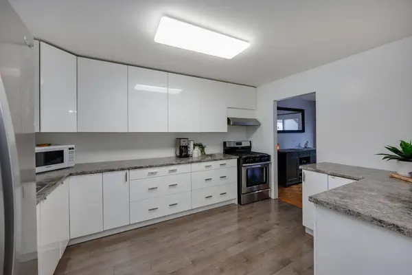 71 Roser CRES, Clarington, ON L1C 3P1