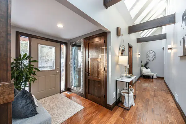 5 Sumac RD, Clarington, ON L0B 1B0