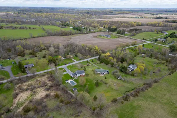 71 Morgan RD, Belleville, ON K0K 3E0