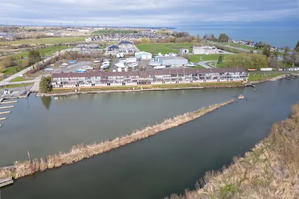 120 Port Darlington RD #16, Clarington, ON L1C 6V1