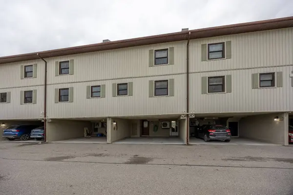 120 Port Darlington RD #16, Clarington, ON L1C 6V1