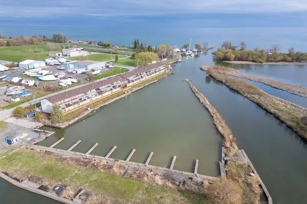 120 Port Darlington RD #16, Clarington, ON L1C 6V1