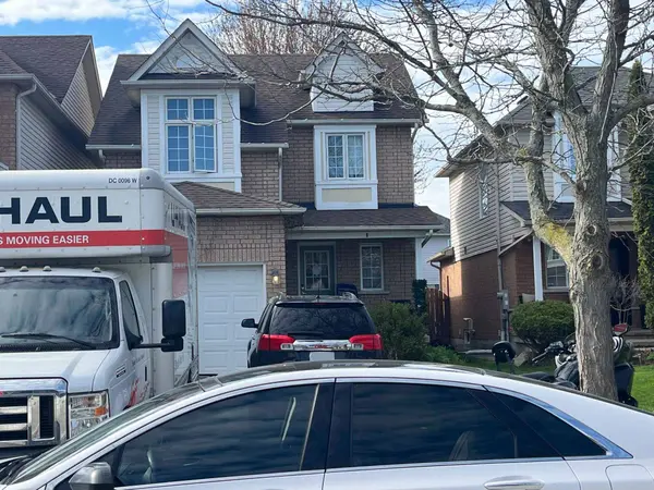 43 Madden PL, Clarington, ON L1C 5K3