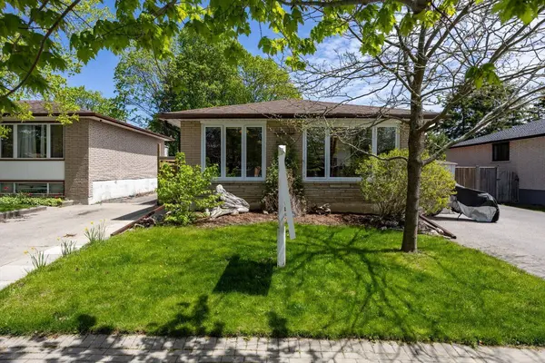17 Strike AVE, Clarington, ON L1C 1K2