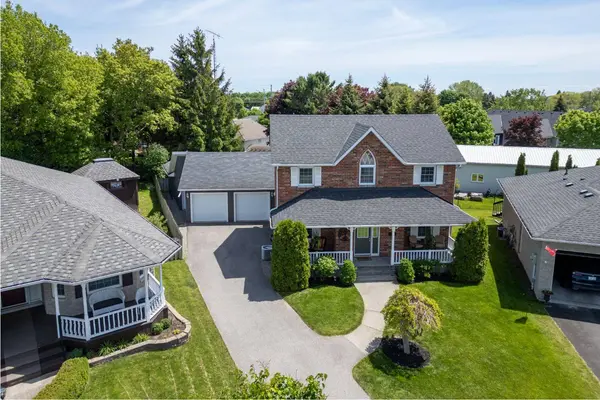11 Chalmers CT, Port Hope, ON L1A 4J3