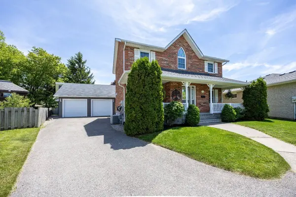 11 Chalmers CT, Port Hope, ON L1A 4J3