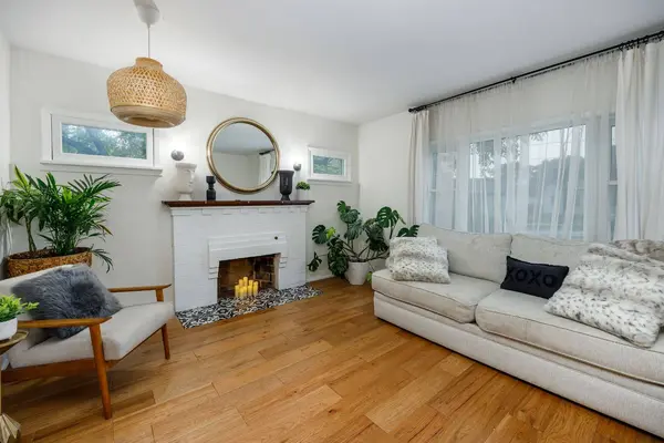 24 Liberty ST N, Clarington, ON L1C 2L6