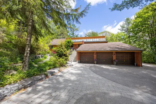 5 Sumac RD, Clarington, ON L0B 1B0