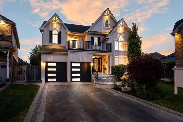 52 Brough CT, Clarington, ON L1C 0B7