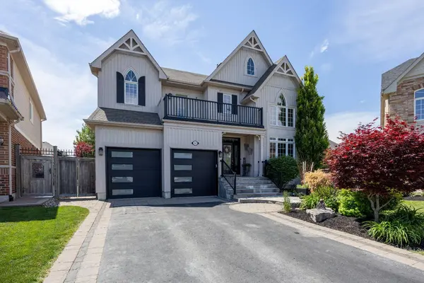52 Brough CT, Clarington, ON L1C 0B7