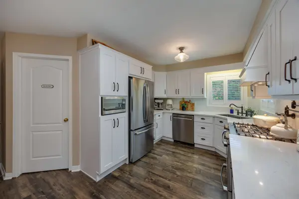 2015 Blairwood CT, Pickering, ON L1X 2S3