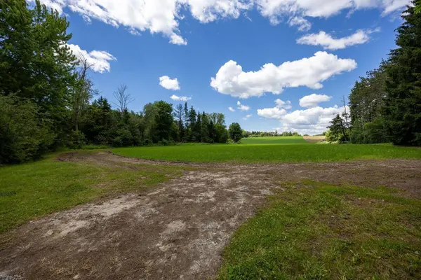 4206 Middle RD, Clarington, ON L1C 3K2