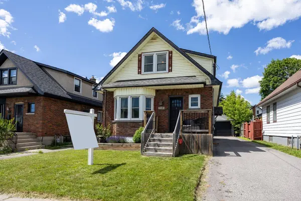 248 Mitchell AVE, Oshawa, ON L1H 2V6
