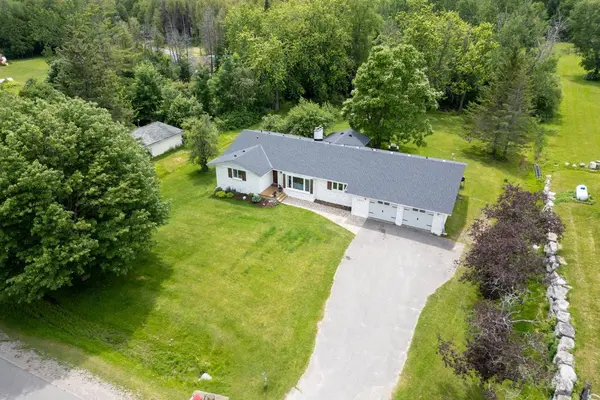 2532 Holt RD, Clarington, ON L1C 6G6
