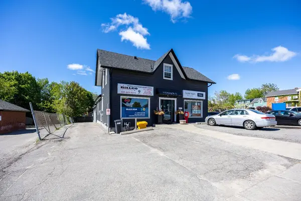 113 King ST E #2, Clarington, ON L1C 1N4