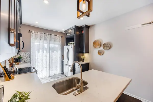 15 Frank Wheeler AVE, Clarington, ON L1E 3H5