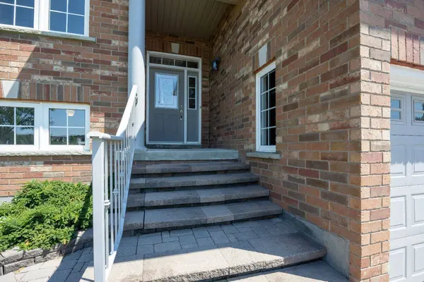 35 Argent ST, Clarington, ON L1C 5K8