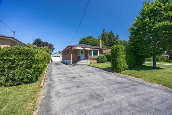 12 Sunset RD, Clarington, ON L1C 2E6