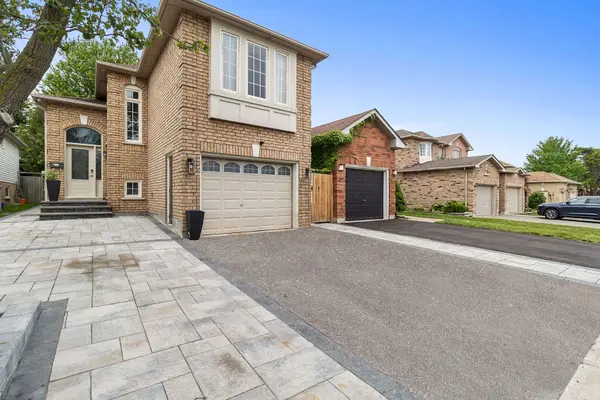47 Willey DR, Clarington, ON L1C 4Z6