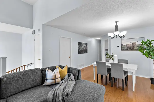 47 Willey DR, Clarington, ON L1C 4Z6