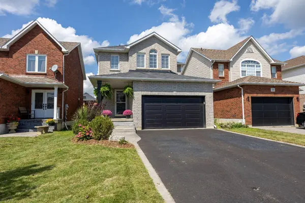20 Wilkins CRES, Clarington, ON L1E 3B8