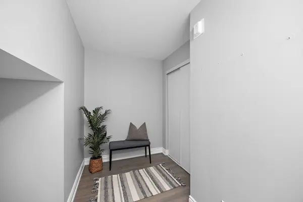 21 Brookhouse DR #216, Clarington, ON L1B 0V4